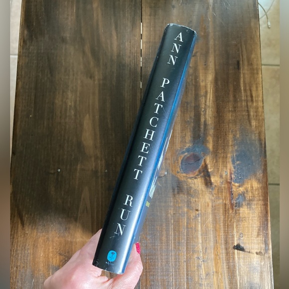 First Edition - Run by Ann Patchett - 2007 Hardcover - Excellent Book! - Picture 2 of 10